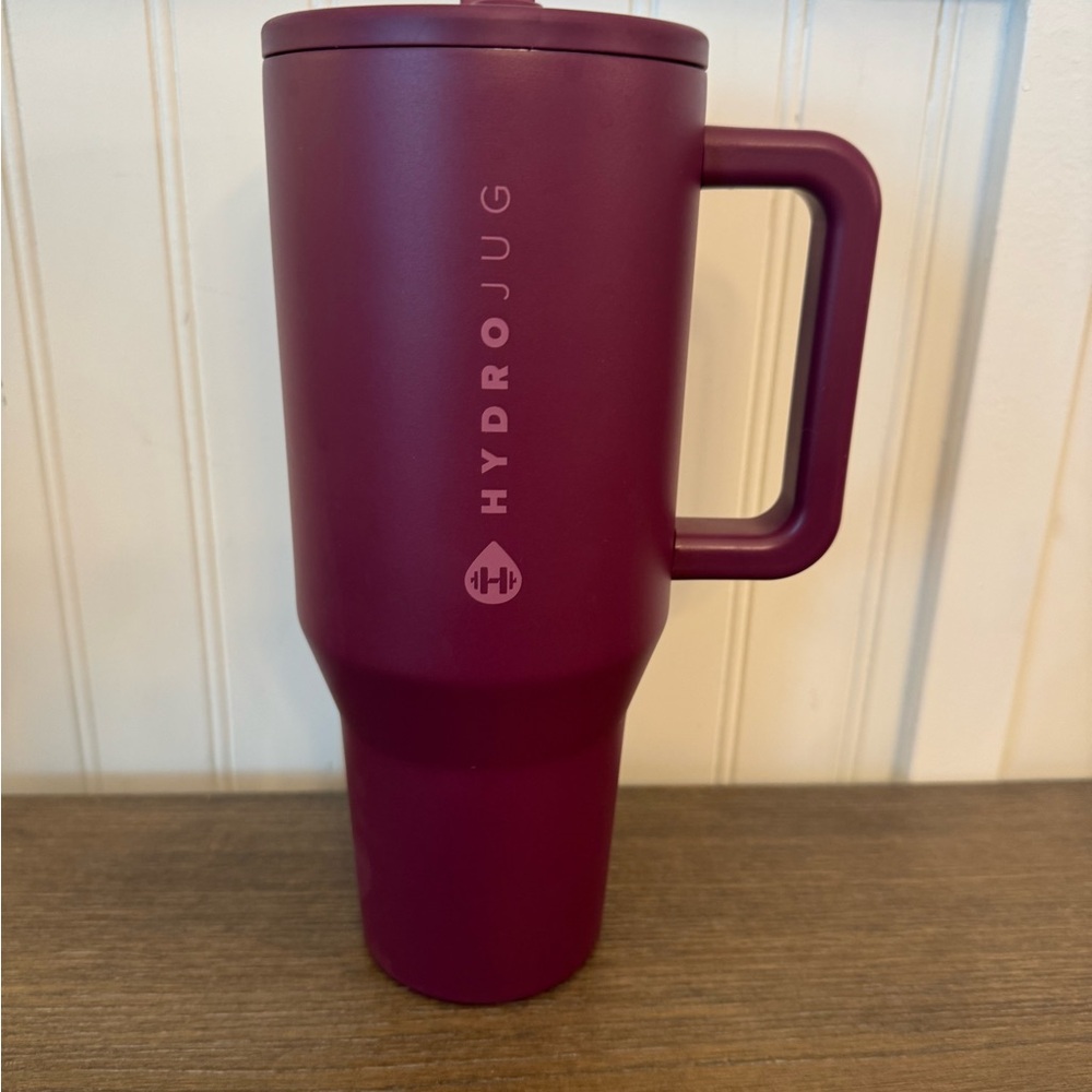 Hydrojug tumbler maroon good condition
